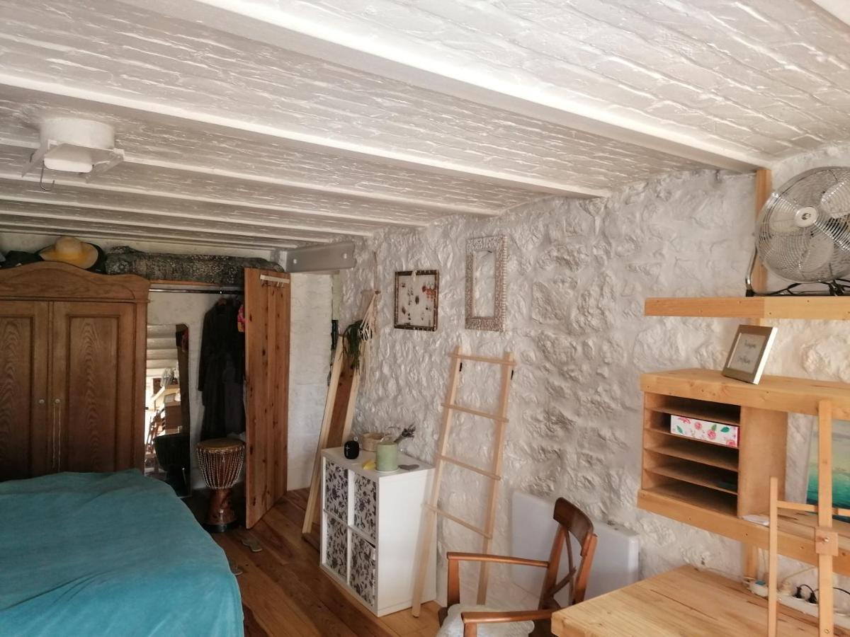 La Grange En Champagne Bed & Breakfast Hermonville Dış mekan fotoğraf